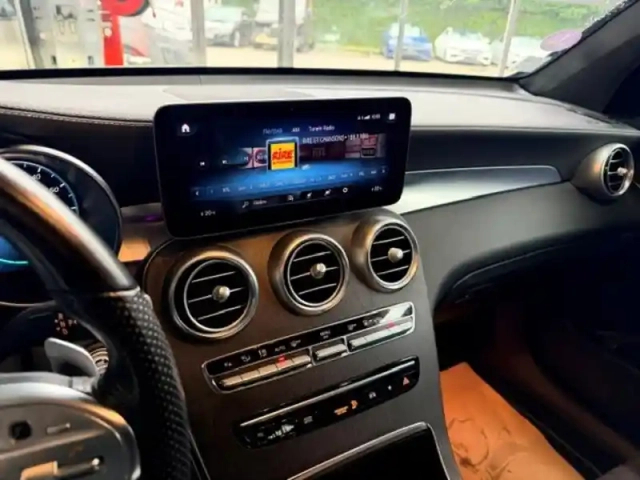 Mercedes Glc 300de 4matic coupé amg lin — photo 11