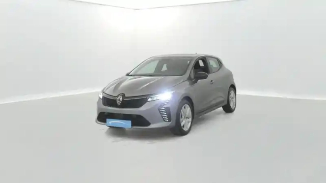 Renault Clio blue dci 100 ch gsr2 evolution 5p — photo 1