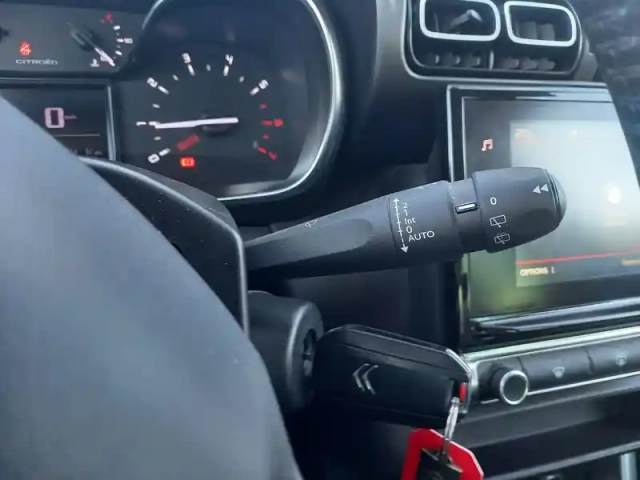 Citroën C3 Aircross puretech 110 s&amp;s bvm6 — photo 30