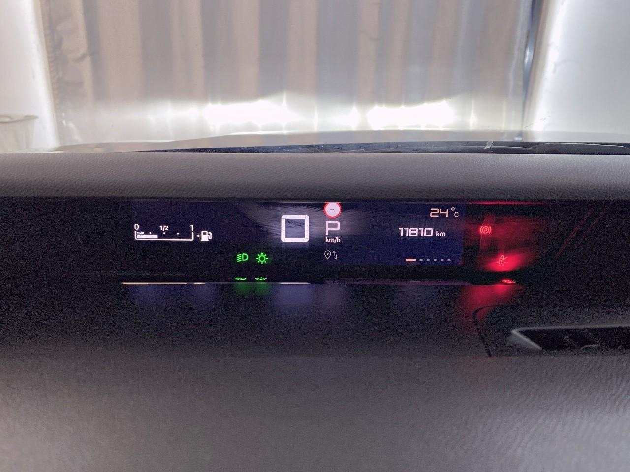 Citroën C3 Aircross hybride 145 ch aut plus — photo 13