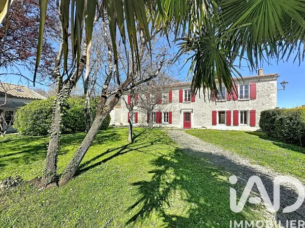 Maison 12 pièces 347 m²