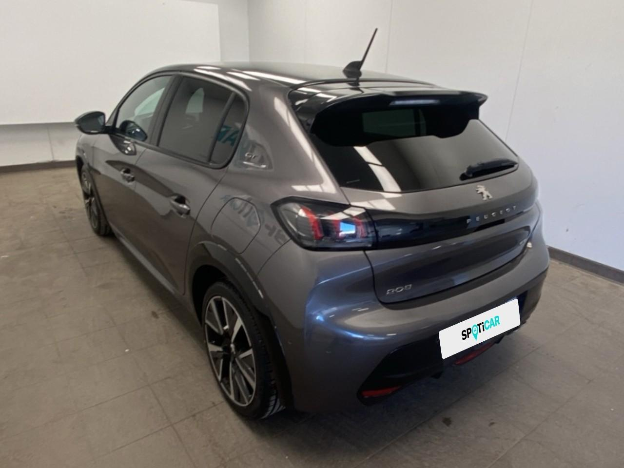 Peugeot 208 puretech 130 s&s eat8 gt — photo 7