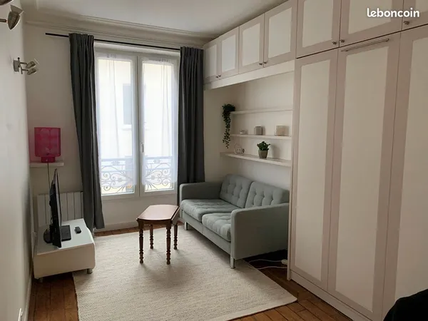 Studio 1 pièce 23 m²