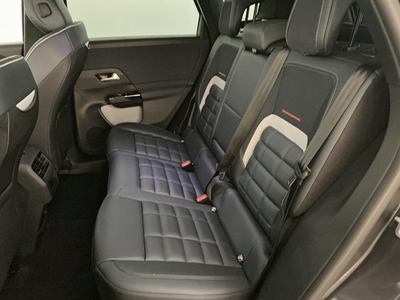 Citroën C5 Aircross hybride 145 ch e-dcs6 max — photo 10