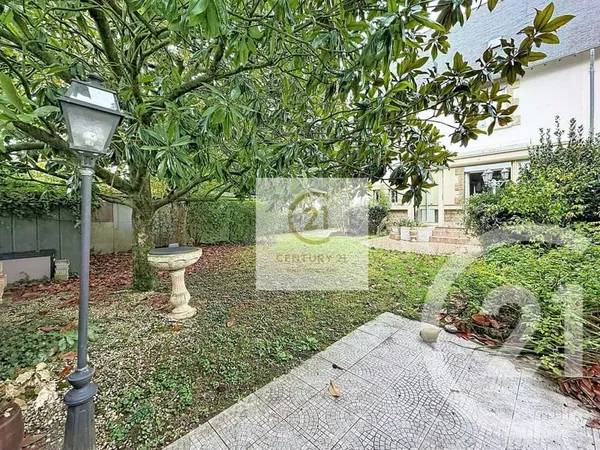 Maison 5 pièces 140 m²