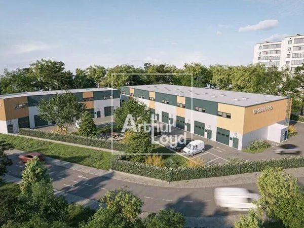 Entrepôt 2499 m²