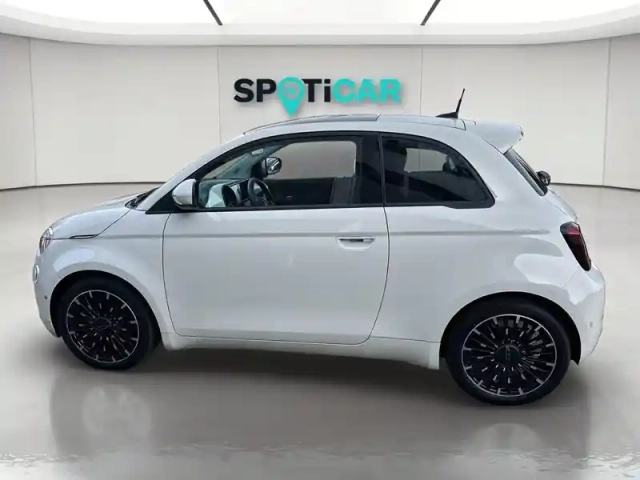 Fiat 500 e 118ch icône plus — photo 2