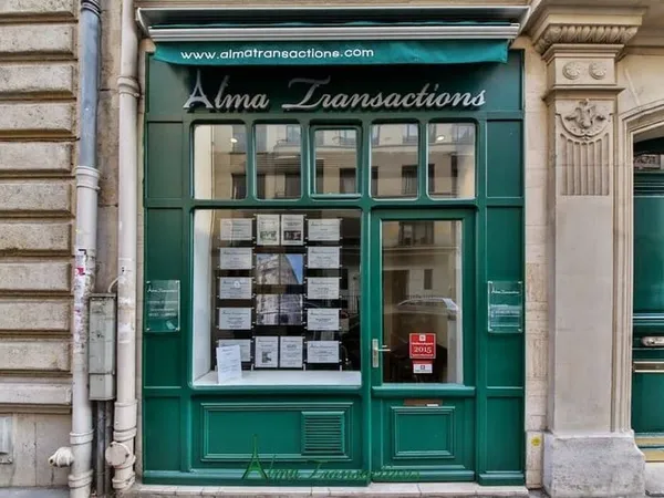 Boutique 42 m²