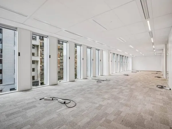 Bureaux 340 m²