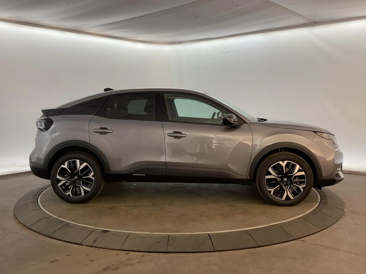 Citroën C4 hybride 136 e-dcs6 max — photo 4