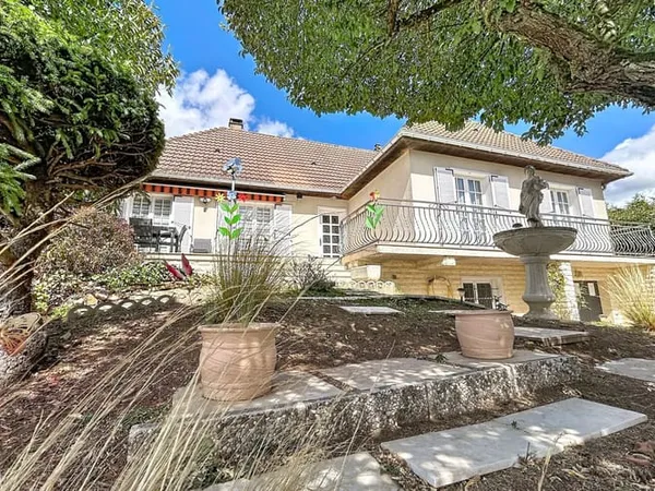 Maison 4 pièces 110 m²