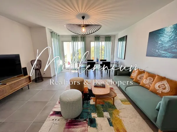 APPARTEMENT A LOUER  À ÈZE