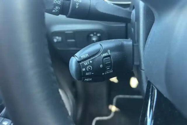 Citroën C3 puretech 110 eat6 — photo 17