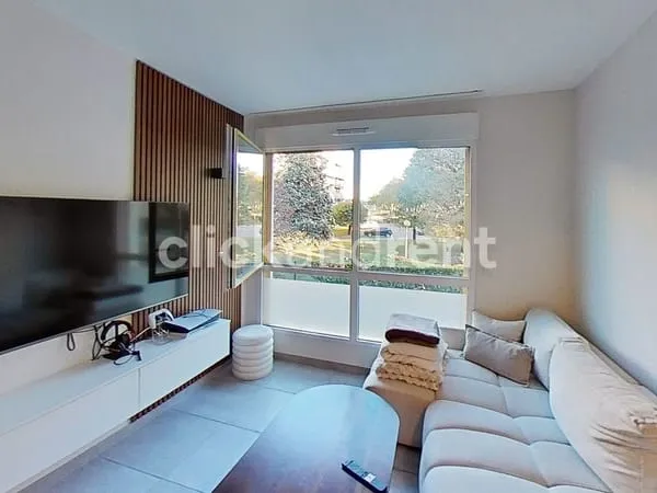 RARE- À LOUER - T2 RÉCENT DE 44 M² AVEC TERRASSE - LYON 8e