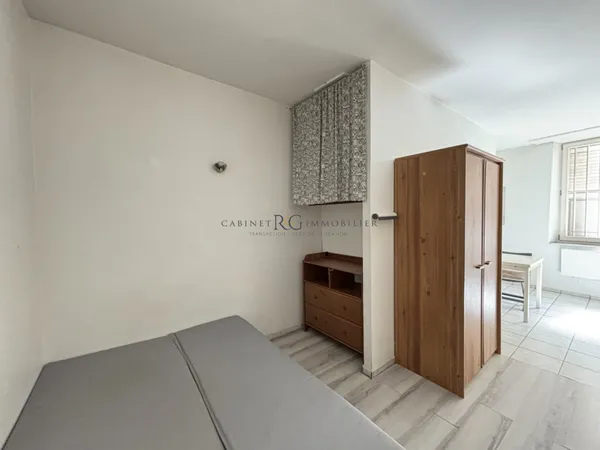 Metz - Studio 20 m² à rénover - Idéal investissement