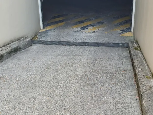 Loue parking