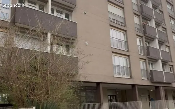 Location place de parking Ivry