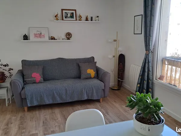 Appartement T2 - 2min du métro Porte de Paris