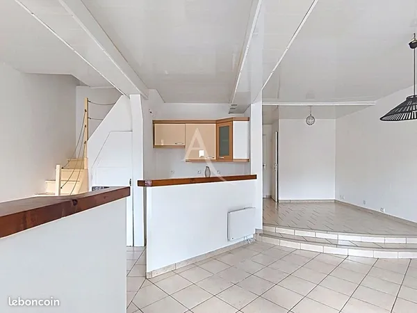 Maison 5 pièces 74 m²