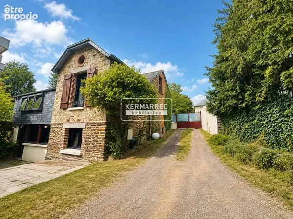 Maison Atypique - En pierre