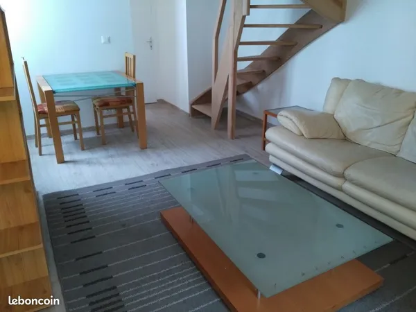 3 Pièces meublé - 55 m² en duplex - 150m métro mairie d'Issy - Très calme