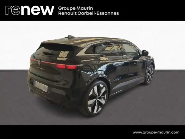 Renault Megane e-tech electric ev60 220ch techno optimum charge — photo 5