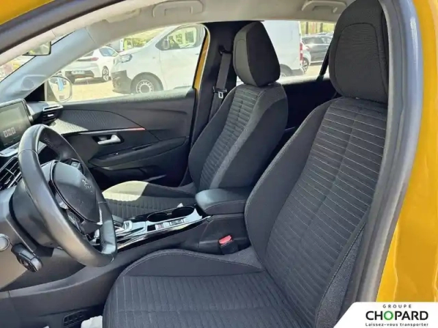Peugeot 208 electrique 50 kwh 136ch — photo 12