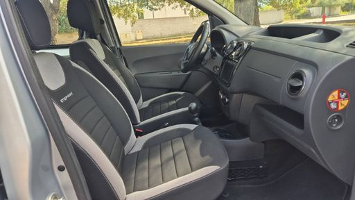 Dacia Dokker 1.3 TCe 130 - Stepway – 2019 – 39249 km – Essence – Boîte Manuelle — photo 14