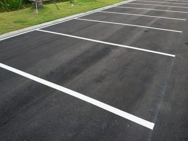 Place de parking dans résidence sécurisée
