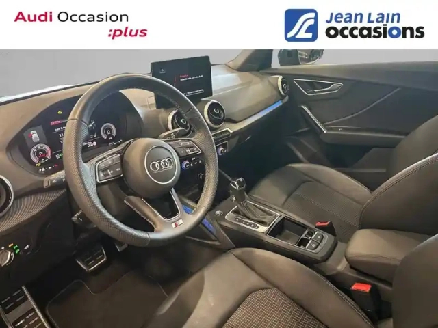 Audi Q2 35 tdi 150 s tronic 7 — photo 11