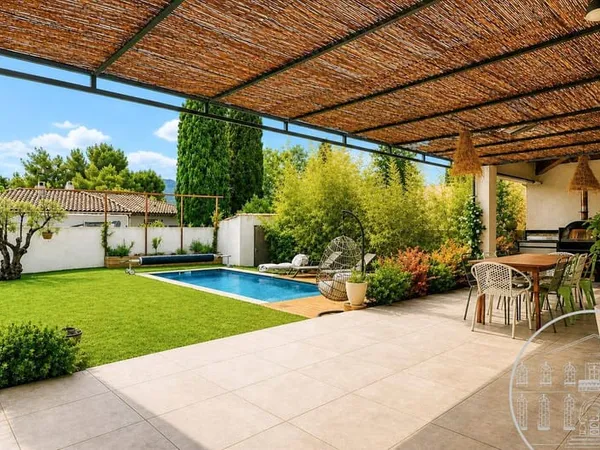 Villa 5 pièces 145 m²
