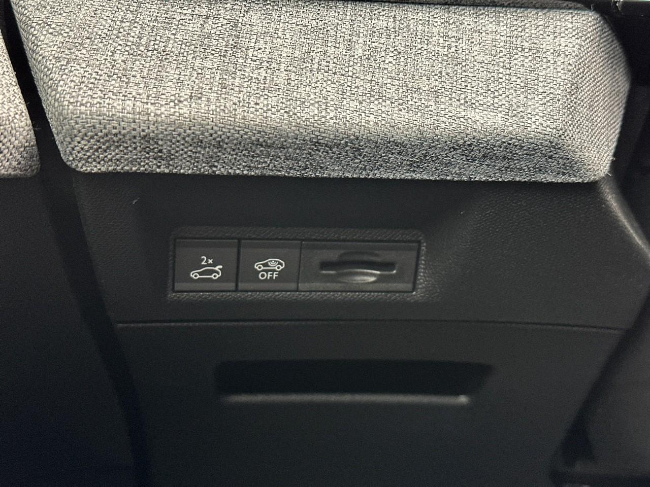 Peugeot 3008 hybrid 145 e-dcs6 gt — photo 16