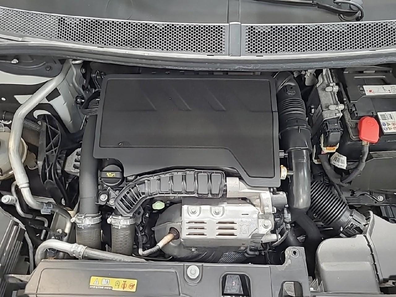 Peugeot 3008 puretech 130ch s&s eat8 gt — photo 15