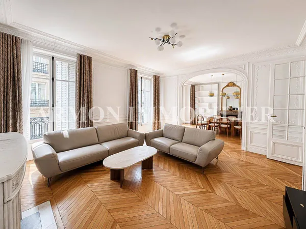 Appartement 5 pièces 155 m²