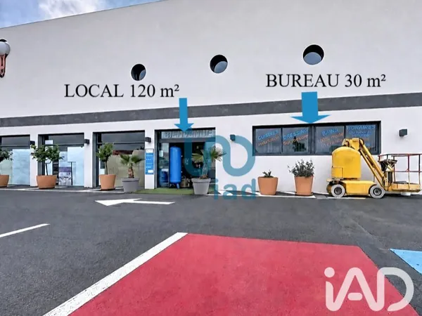 Local professionnel 1 pièce 155 m²