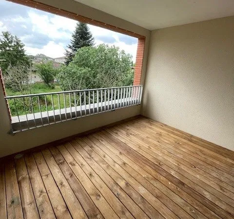 À LOUER SUPERBE APPARTEMENT T2 DE 48 M2 AU 2e ÉTAGE À TOUL