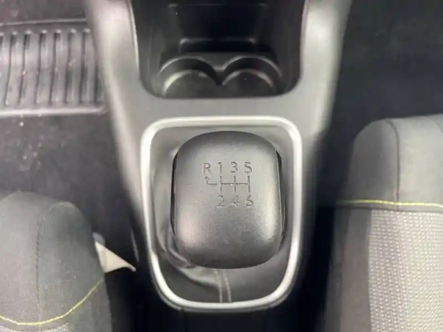 Citroën C3 bluehdi 100 s&amp;s bvm6 — photo 21