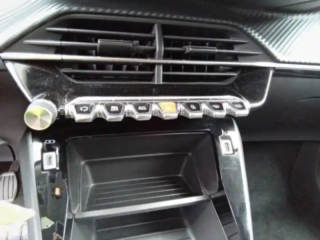 Peugeot 2008 bluehdi 110 s&amp;s bvm6 — photo 38