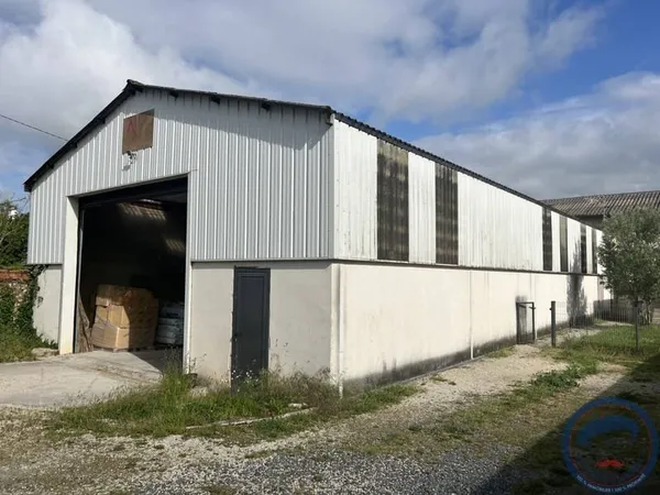Bureaux 250 m²