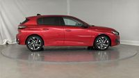 Peugeot 308 1.5 BlueHDi 130ch S&S Allure Pack EAT8 — photo 4