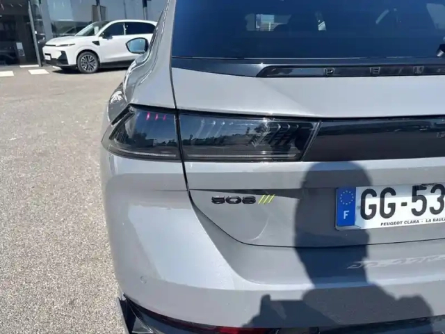Peugeot 508 sw hybrid4 360 e-eat8 peugeot sport engineered — photo 17