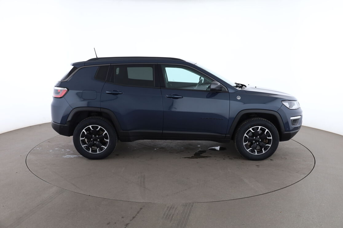 Jeep Compass 1.3 GSE T4 PHEV 4xe Trailhawk AT6 — photo 6
