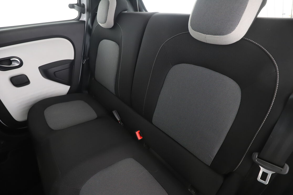 Renault Twingo 1.0 SCe Equilibre — photo 13