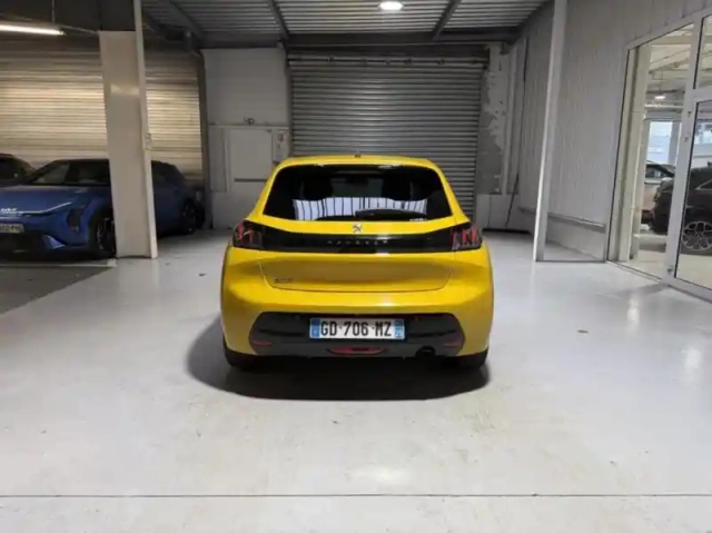 Peugeot 208 1.2 puretech 100ch s&amp;s roadtrip eat8 — photo 6