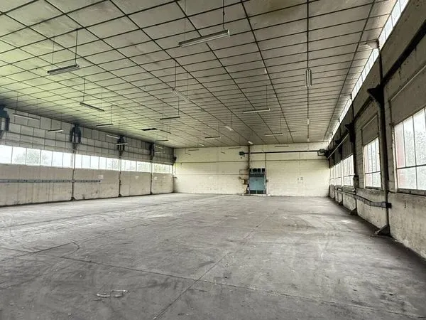 BUREAUX 1213 m² TERRASSON-LAVILLEDIEU