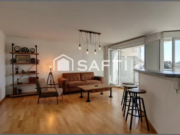 Appartement de 67M2 , 3 pieces ,2 chambres,2 BALCONS