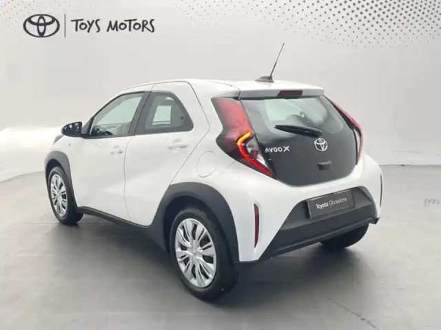 Toyota Aygo 1.0 s-cvt 72 dynamic — photo 6