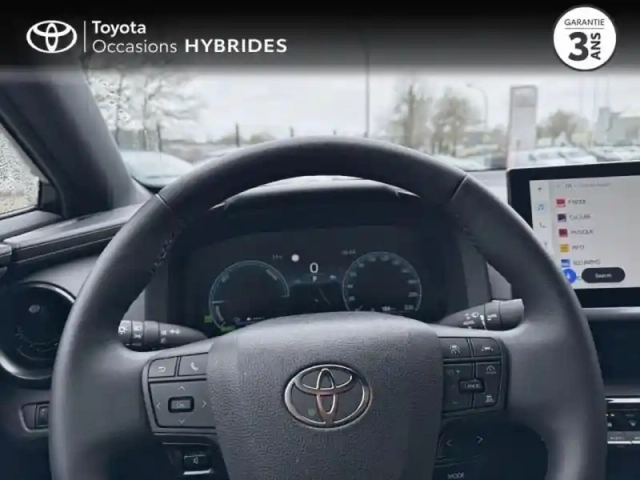 Toyota C-Hr 2.0 hybride rechargeable 225ch design ng23 — photo 13