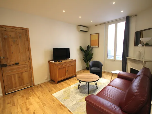 A VENDRE APPARTEMENT 2/3 PIECES CANNES BANANE