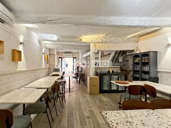 Local commercial 62 m²